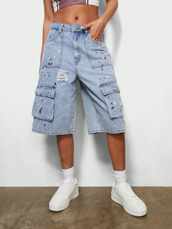 Cool Breeze At Night SUMWON WOMEN Distressed Cargo Jort With Paint Splatter