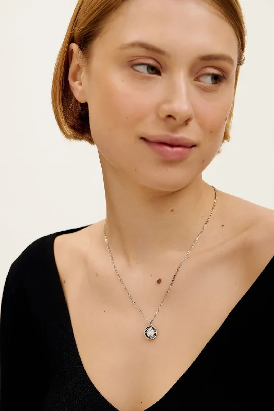 Stylish Comfort Cherlie Crystal Button Pendant Necklace Silver